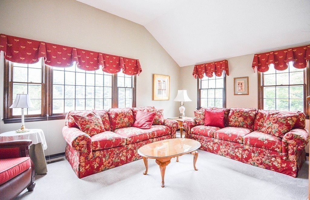52 High Street Dunstable, MA 01827 - Photo 8 of 28 Gallery Image 8
