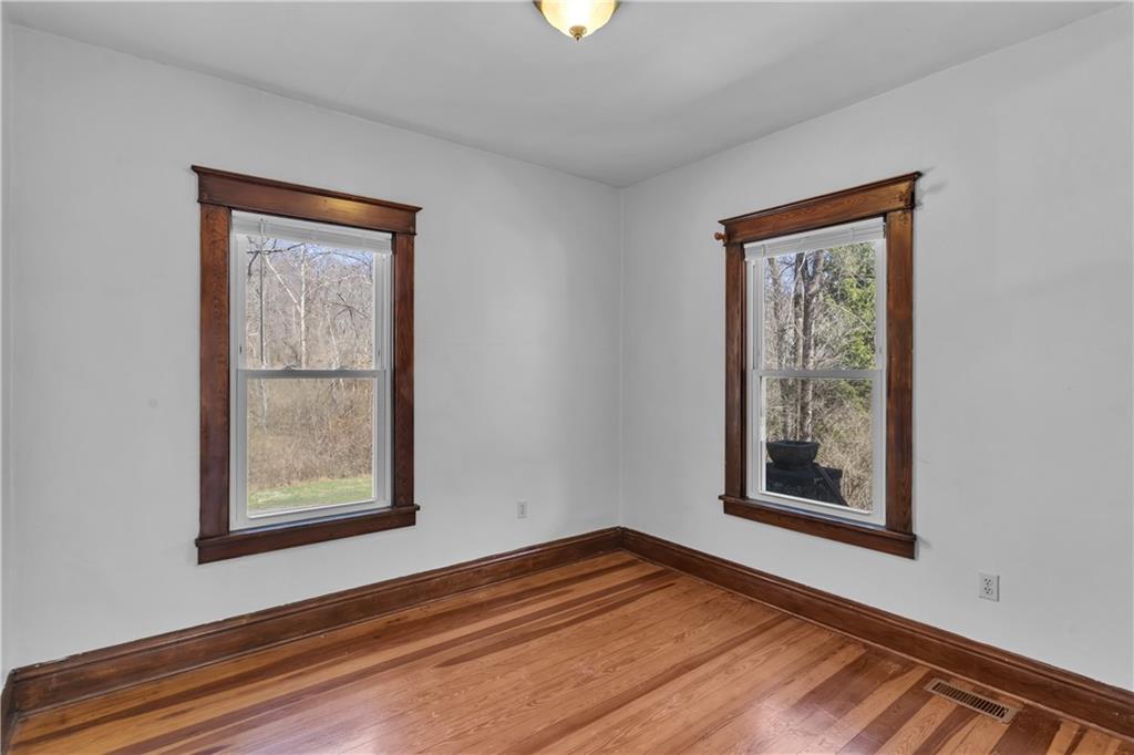 2450 Pleuchel Road Sewickley, PA 15143 - Photo 17 of 41