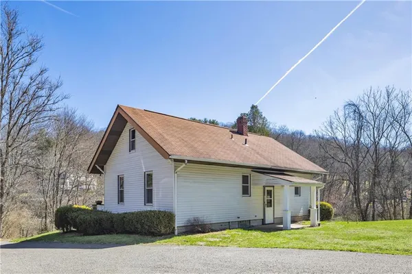 $499,000 | 2450 Pleuchel Road, Sewickley, PA 15143