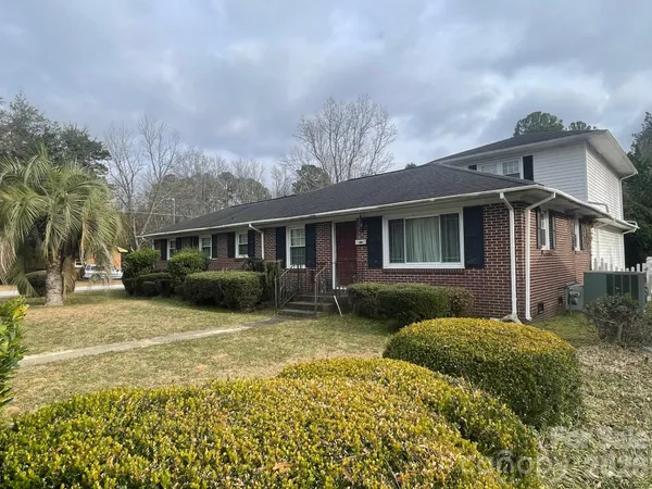 $199,000 | 1529 West Market St Extension, Cheraw, SC 29520