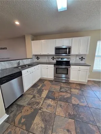 $1,900 | 1000 Clairise Court, Slidell, LA 70461