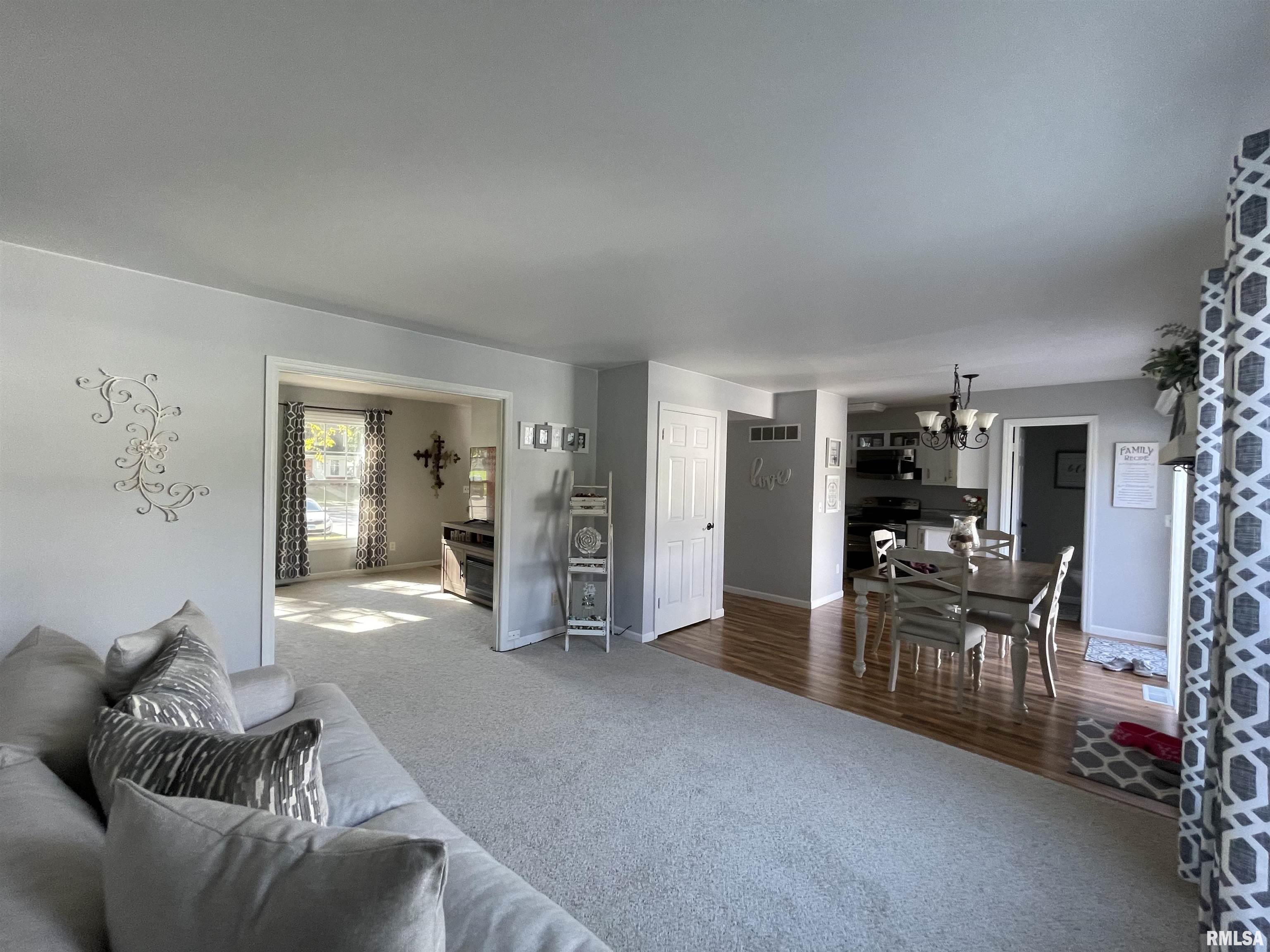 105 South Yorktown Road Macomb, IL 61455 - Photo 13 of 44 Gallery Image 13