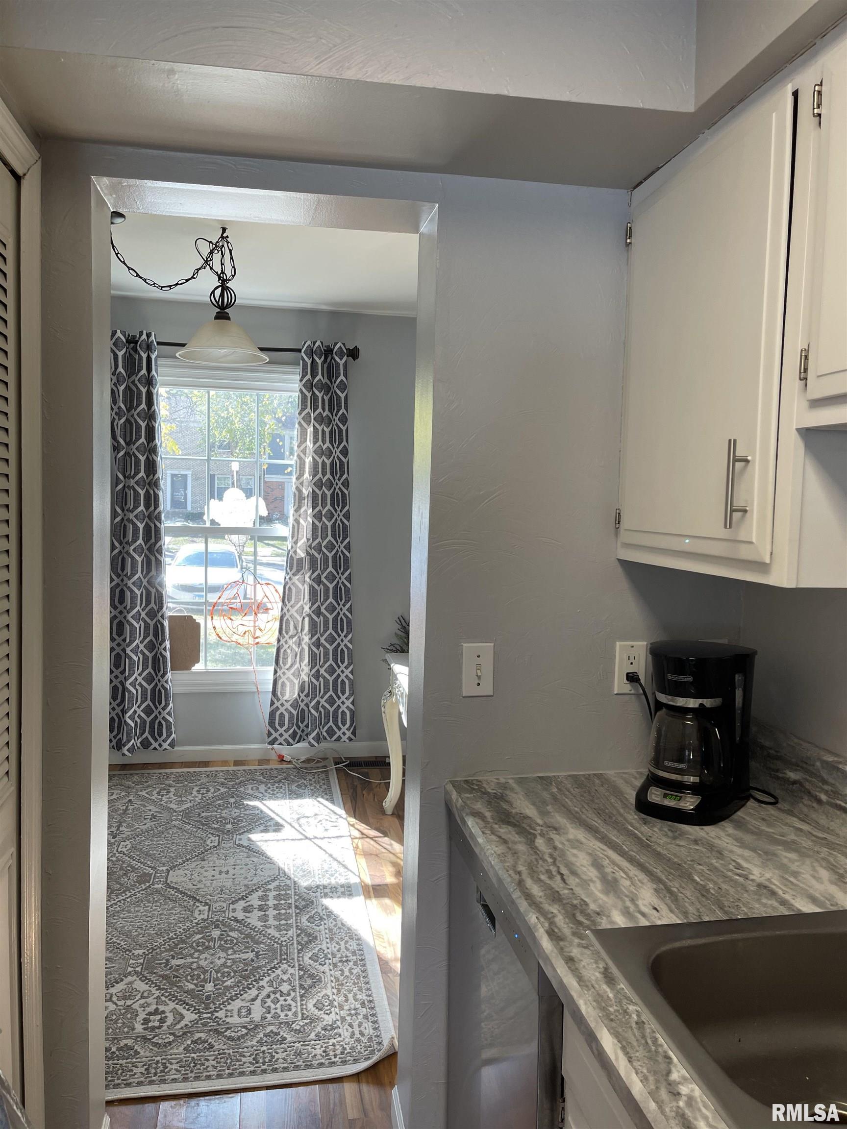105 South Yorktown Road Macomb, IL 61455 - Photo 22 of 44 Gallery Image 22