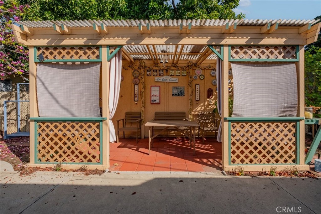 1961 Addison Way Los Angeles, CA 90041 - Photo 25 of 32