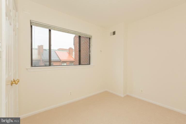 1059 Paper Mill Court, Unit 1059 Washington, DC 20007 - Photo 13 of 18 Bedroom