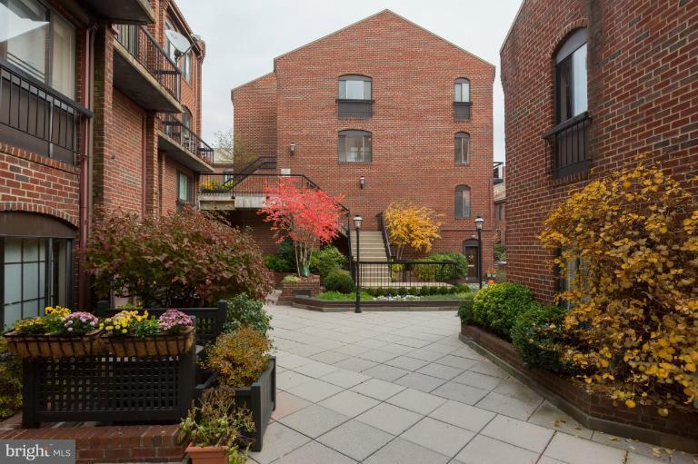 1059 Paper Mill Court, Unit 1059 Washington, DC 20007 - Photo 14 of 18 Exterior (General)