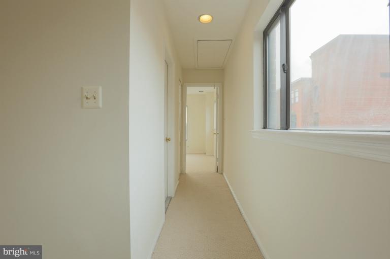 1059 Paper Mill Court, Unit 1059 Washington, DC 20007 - Photo 9 of 18 Interior (General)