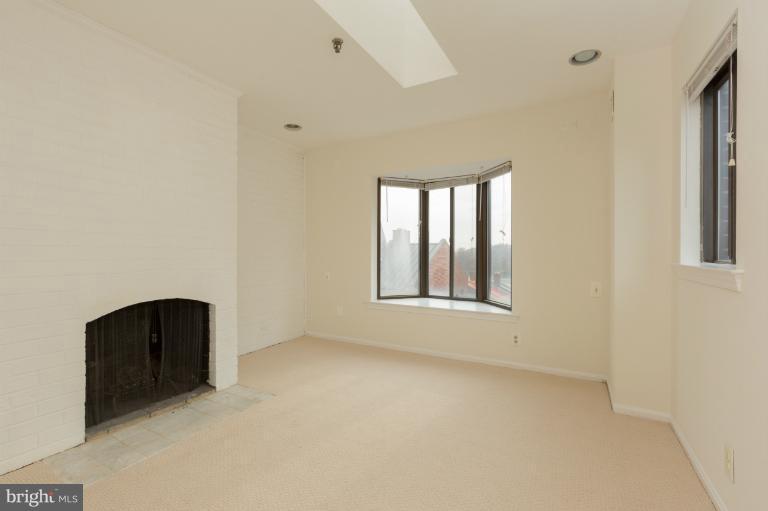 1059 Paper Mill Court, Unit 1059 Washington, DC 20007 - Photo 10 of 18 Bedroom (Master)