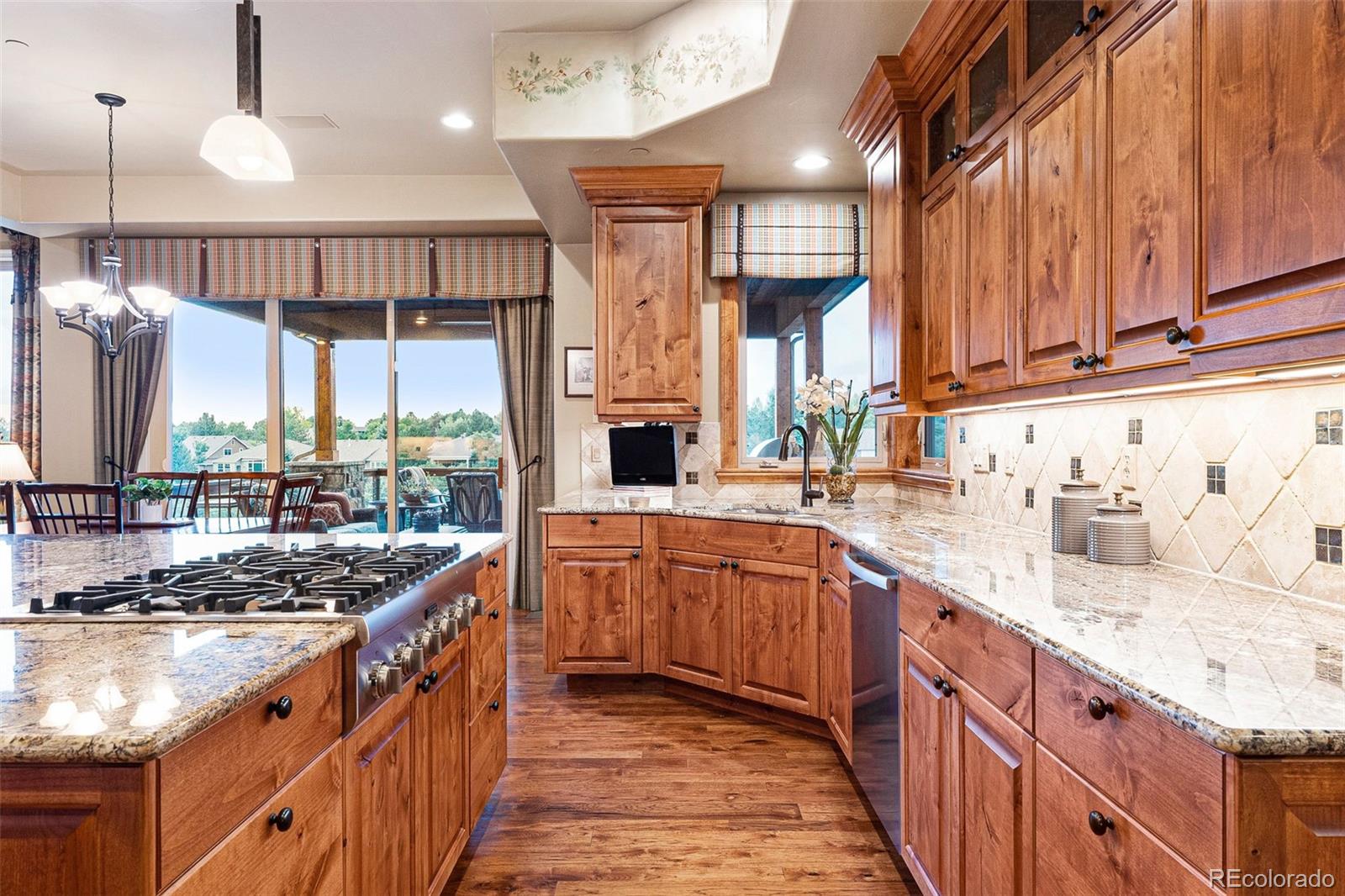 978 Buffalo Ridge Road Castle Pines, CO 80108 - Photo 15 of 40