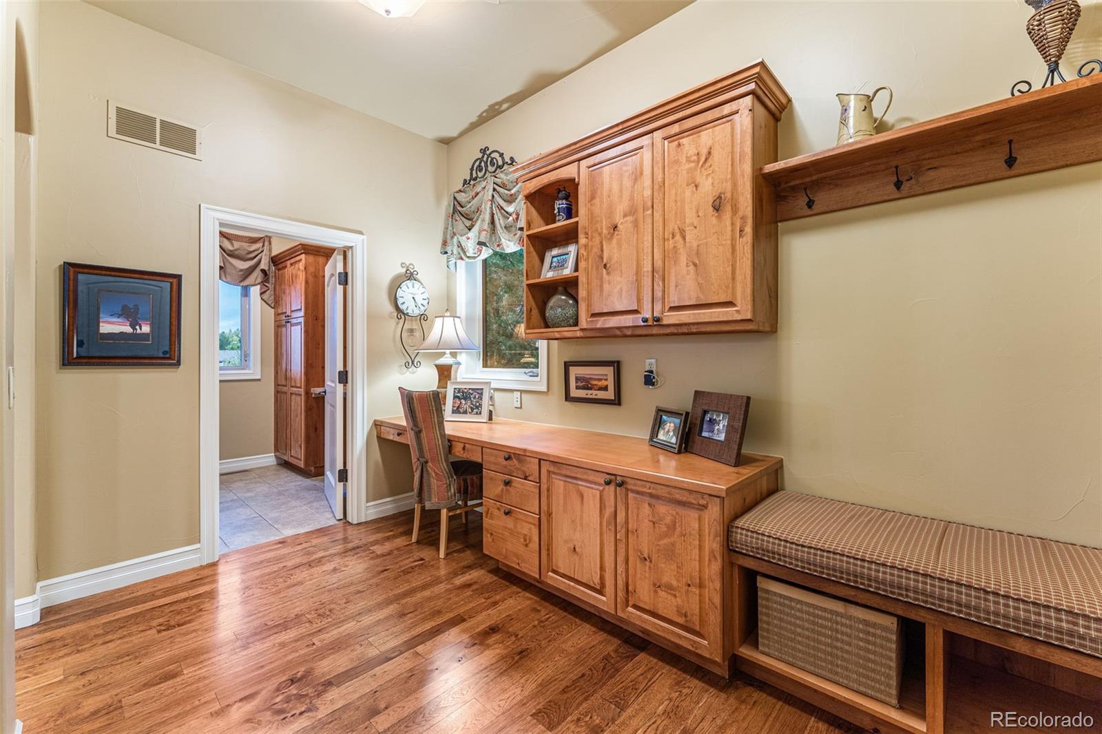 978 Buffalo Ridge Road Castle Pines, CO 80108 - Photo 17 of 40