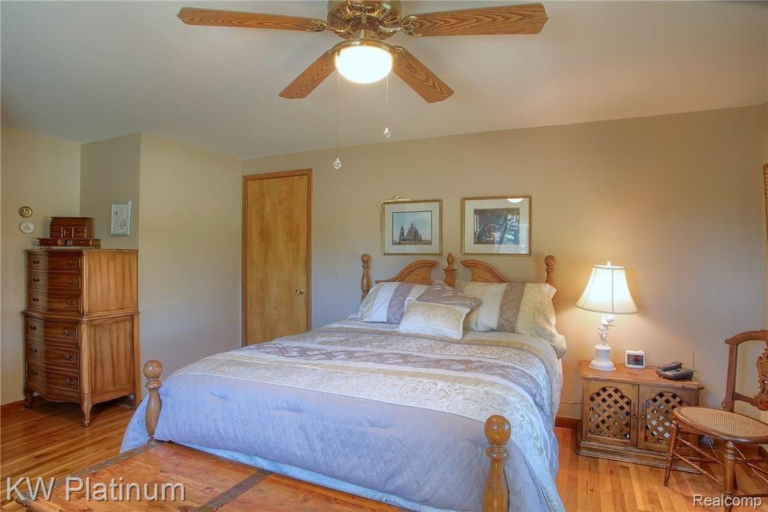 6526 Flintlock Ridge Utica, MI 48317 - Photo 18 of 35 Master_Bedroom_2nd_View.jpg