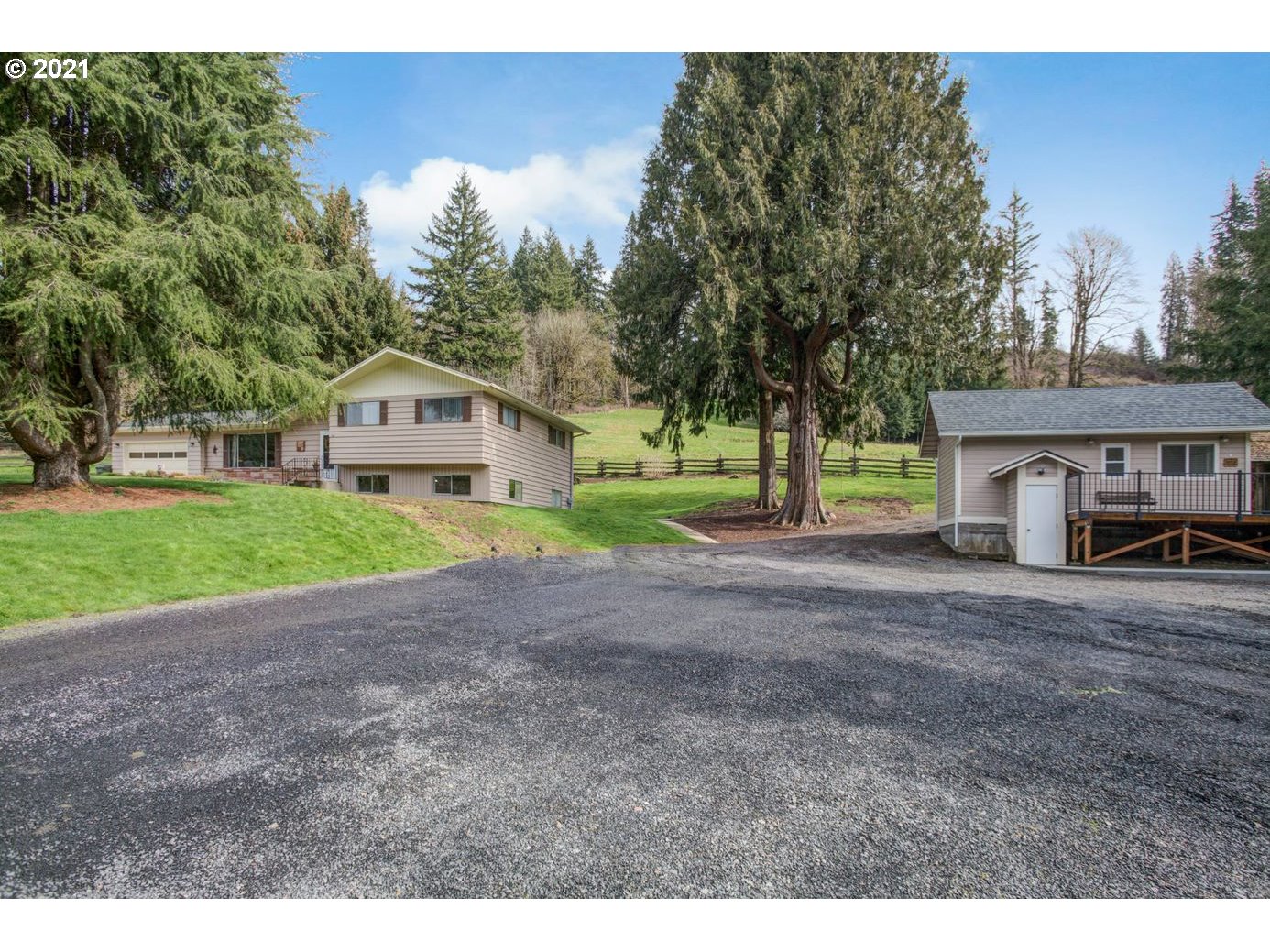 1152 Coal Creek Road Longview, WA 98632 - Photo 7 of 32