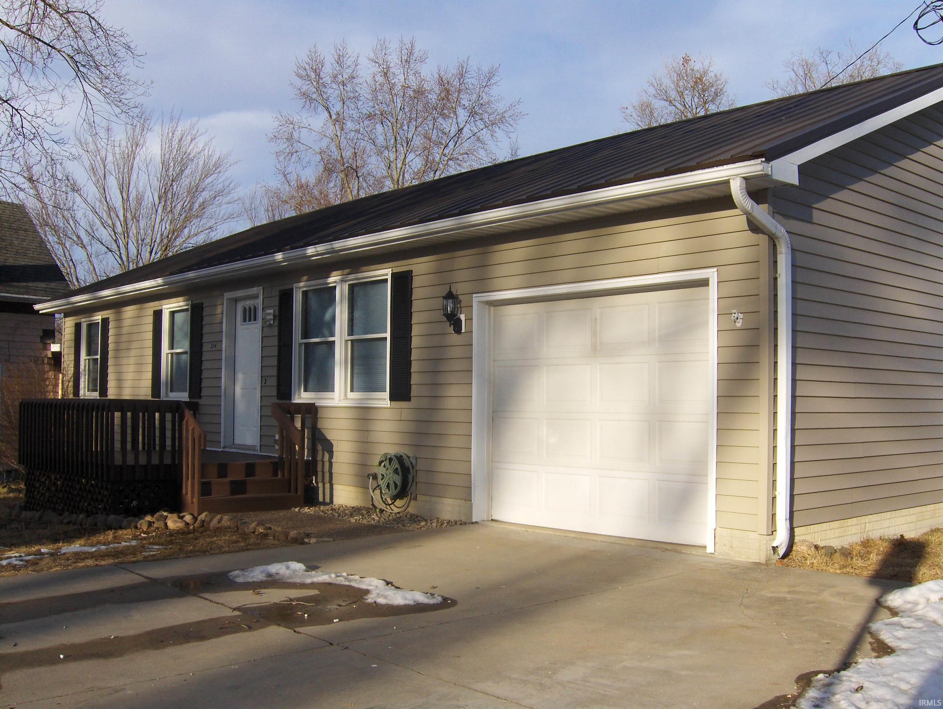 304 South Spring Street Wakarusa, IN 46573 - Photo 1 of 21 Gallery Image 1