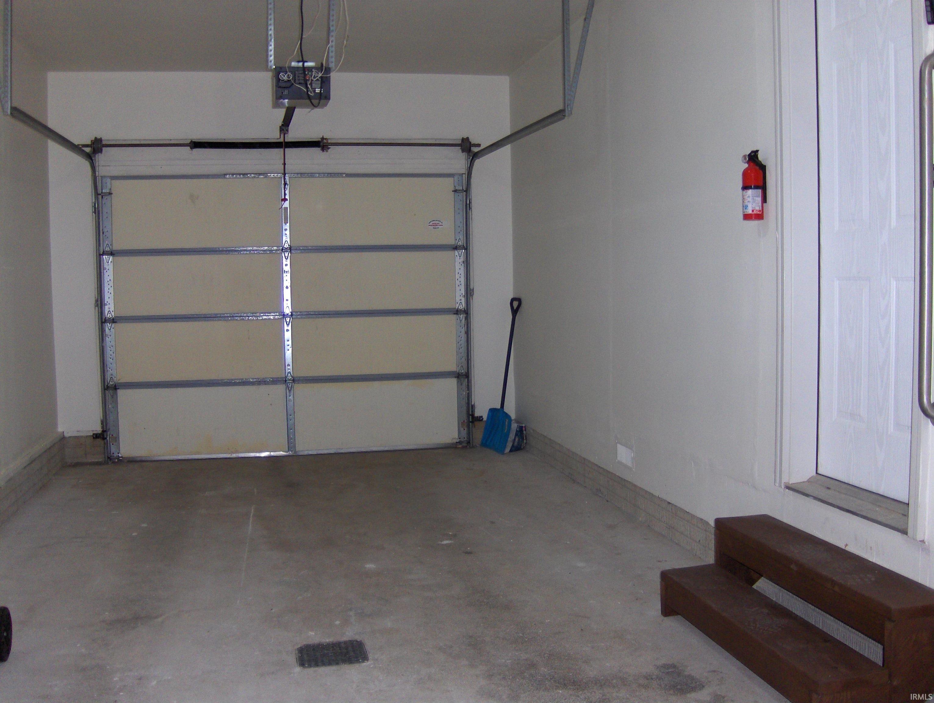 304 South Spring Street Wakarusa, IN 46573 - Photo 6 of 21 Gallery Image 6