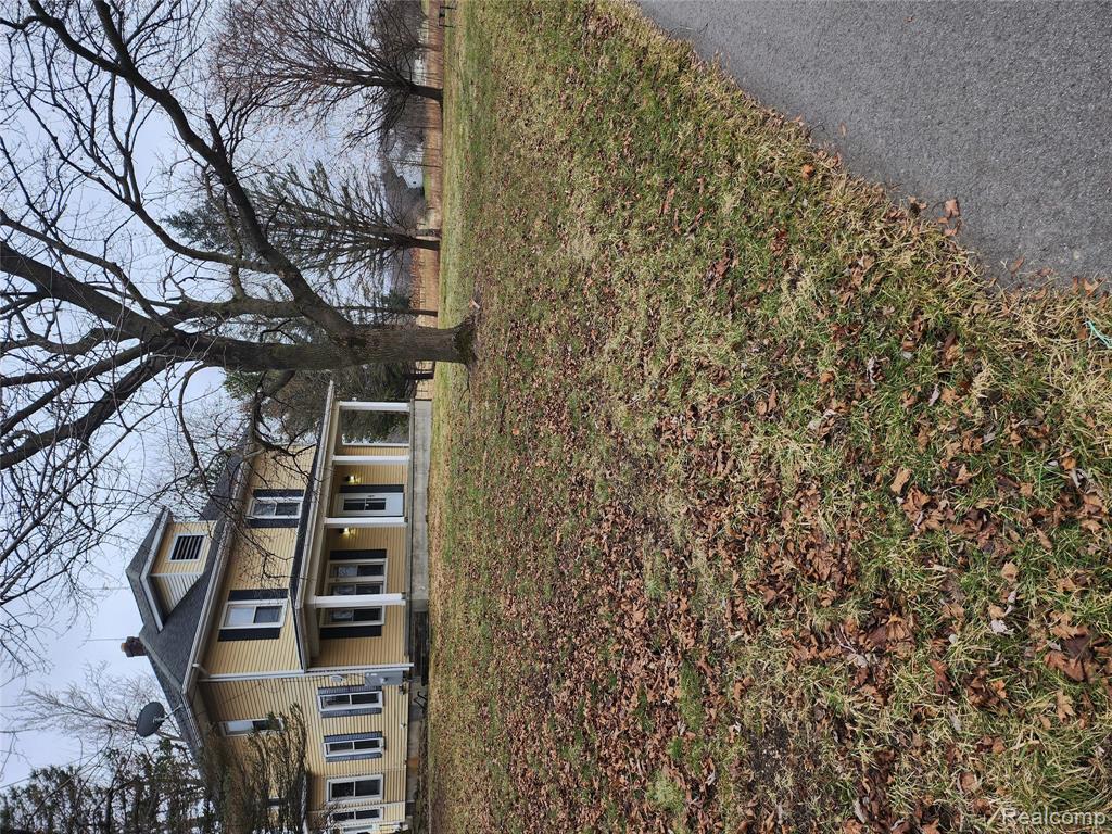 8164 Perry Road Grand Blanc, MI 48439 - Photo 3 of 21