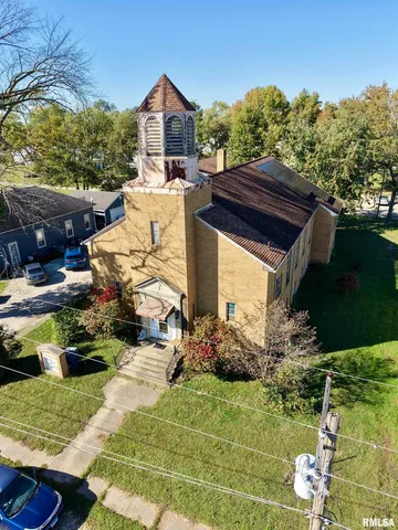 $74,900 | 120 West Poplar Street, Noble, IL 62868