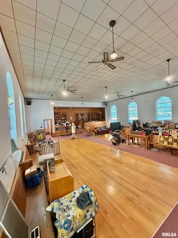 $74,900 | 120 West Poplar Street, Noble, IL 62868