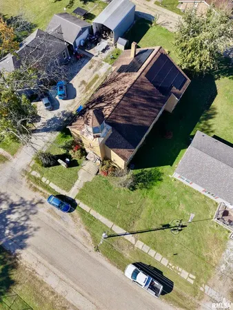 an aerial view of a backyard