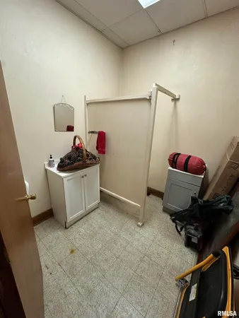 $74,900 | 120 West Poplar Street, Noble, IL 62868