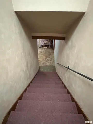 $74,900 | 120 West Poplar Street, Noble, IL 62868