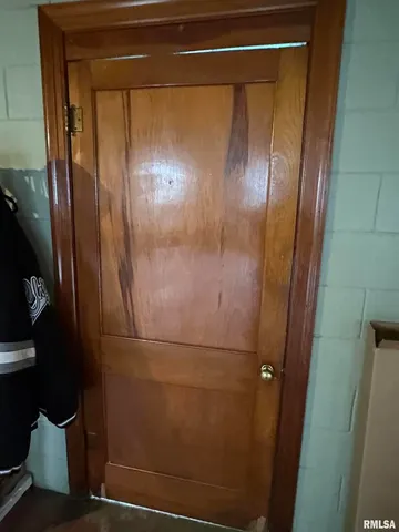 $74,900 | 120 West Poplar Street, Noble, IL 62868