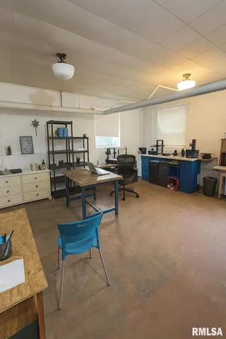 $74,900 | 120 West Poplar Street, Noble, IL 62868