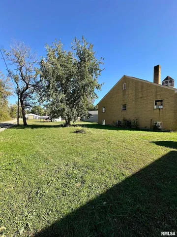 $74,900 | 120 West Poplar Street, Noble, IL 62868