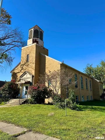 $74,900 | 120 West Poplar Street, Noble, IL 62868