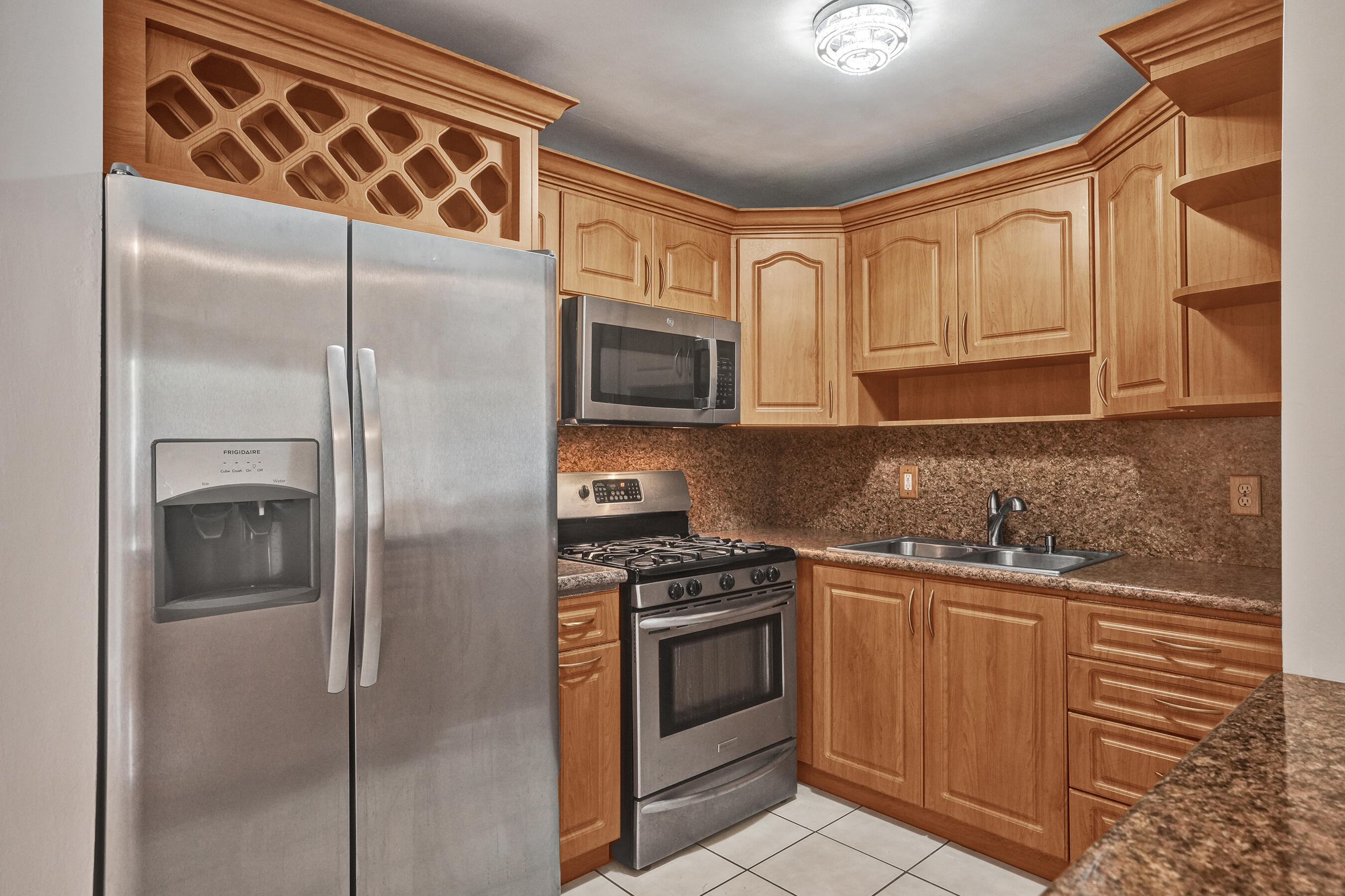 7200 West 14th Avenue Hialeah, FL 33014 - Photo 13 of 51 DSC01948