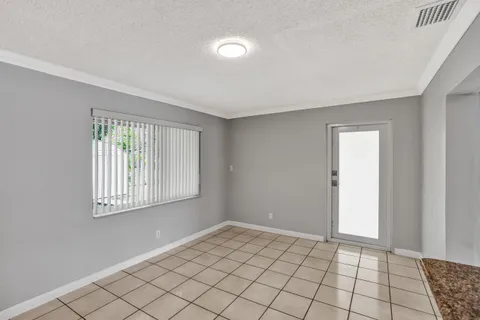 $650,000 | 7200 West 14th Avenue, Hialeah, FL 33014