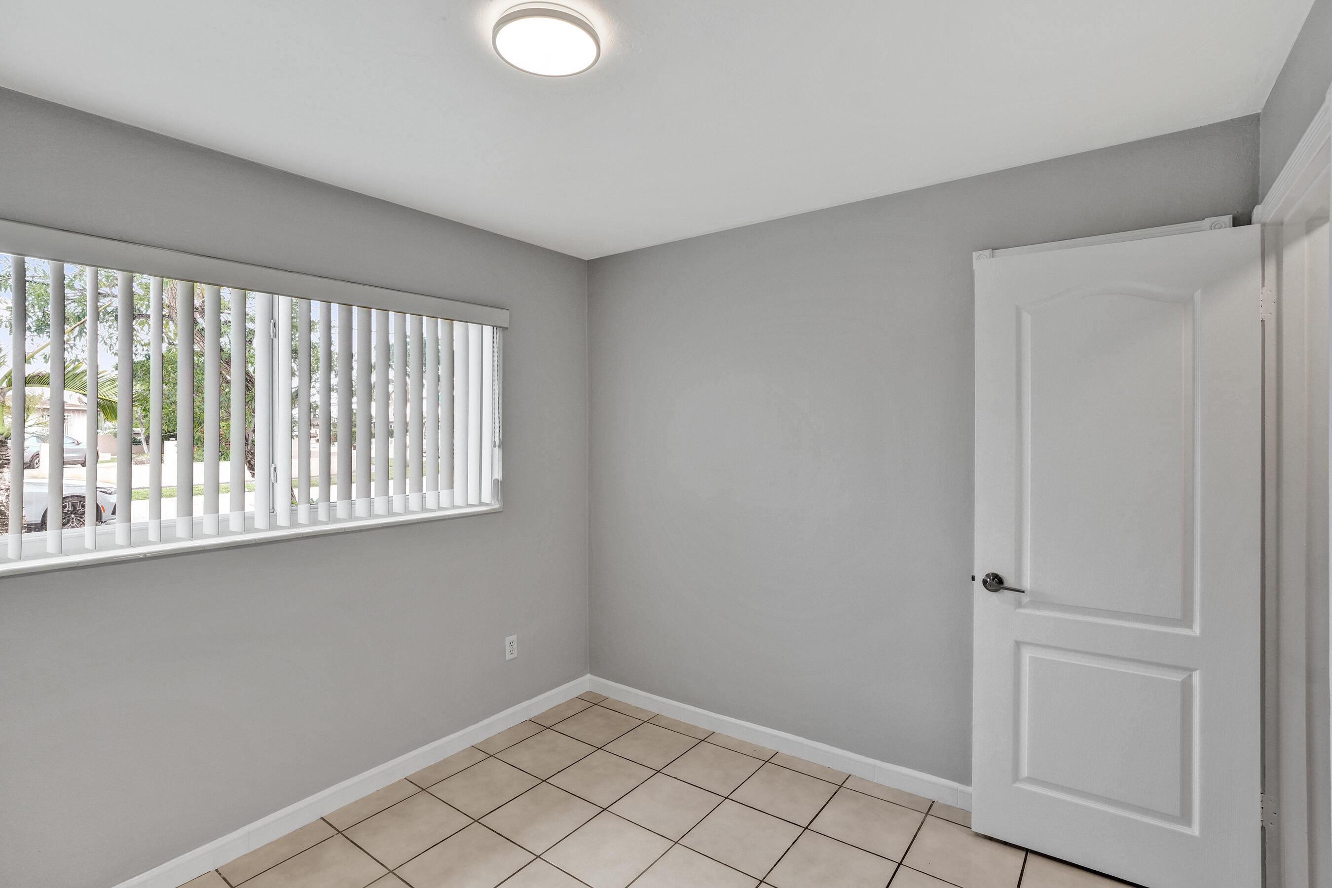 7200 West 14th Avenue Hialeah, FL 33014 - Photo 20 of 51 DSC01921