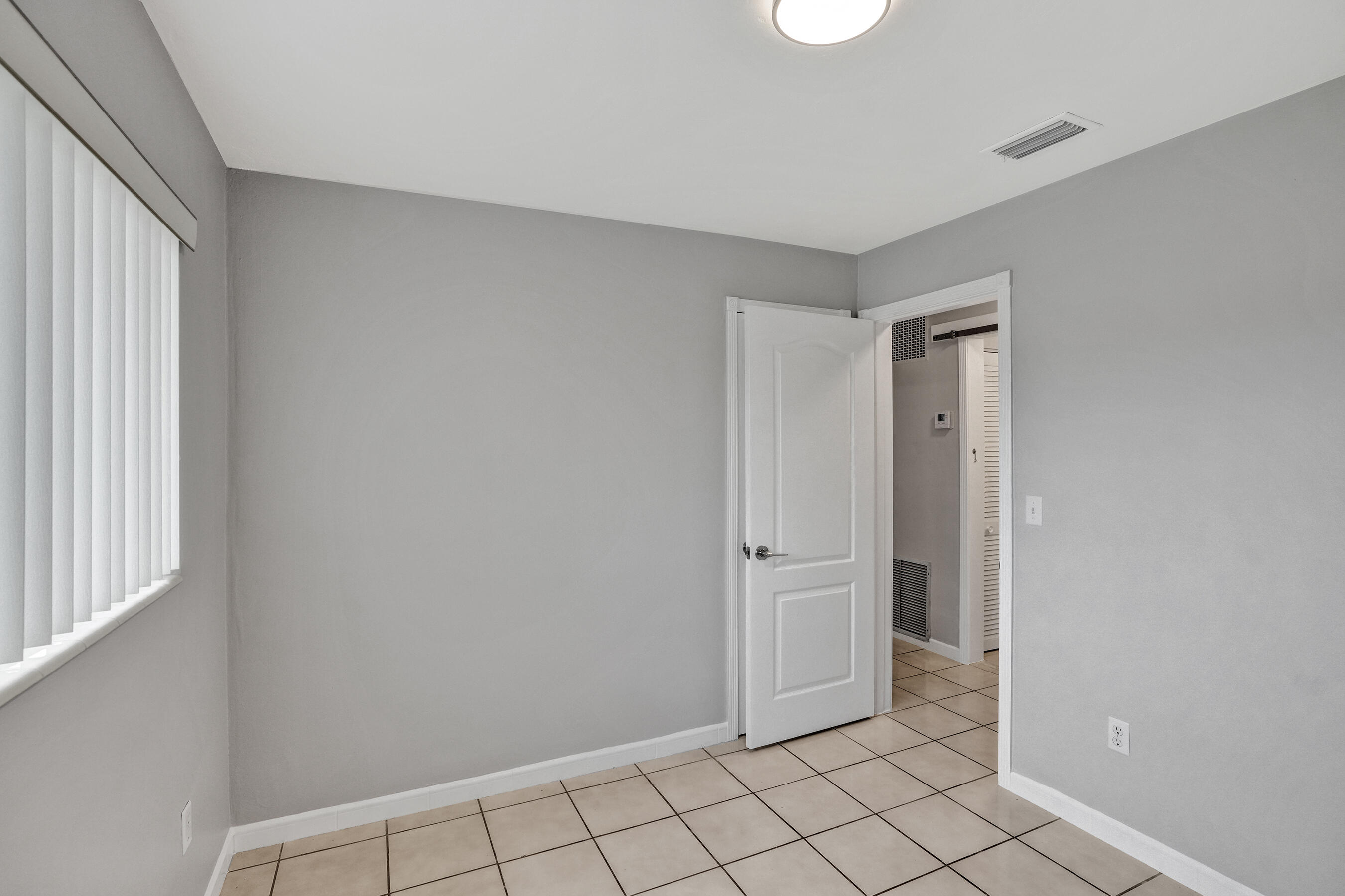 7200 West 14th Avenue Hialeah, FL 33014 - Photo 25 of 51 DSC01918