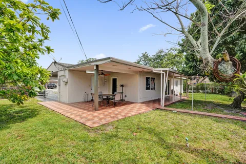 $650,000 | 7200 West 14th Avenue, Hialeah, FL 33014