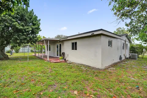 $650,000 | 7200 West 14th Avenue, Hialeah, FL 33014