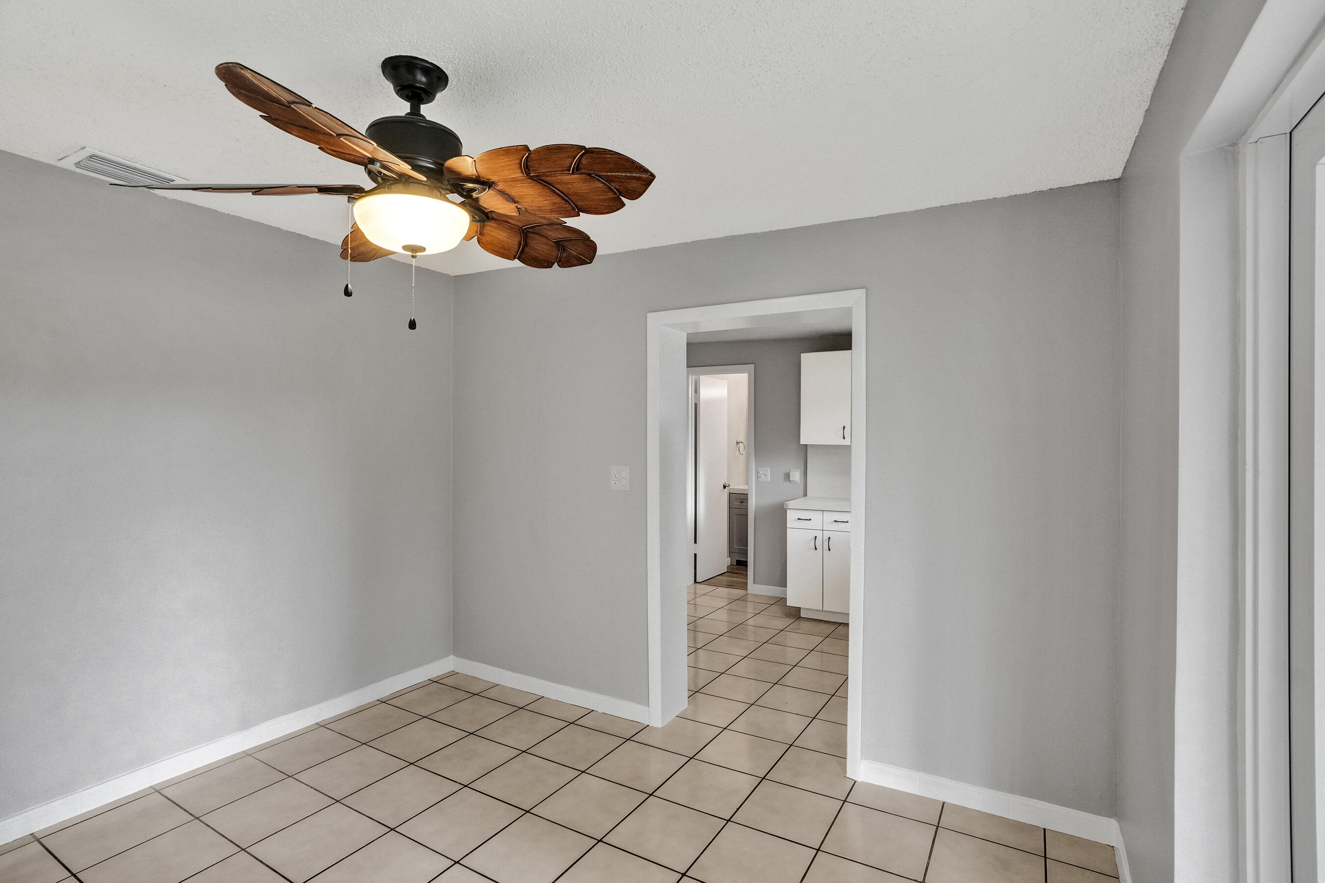 7200 West 14th Avenue Hialeah, FL 33014 - Photo 38 of 51 DSC01990