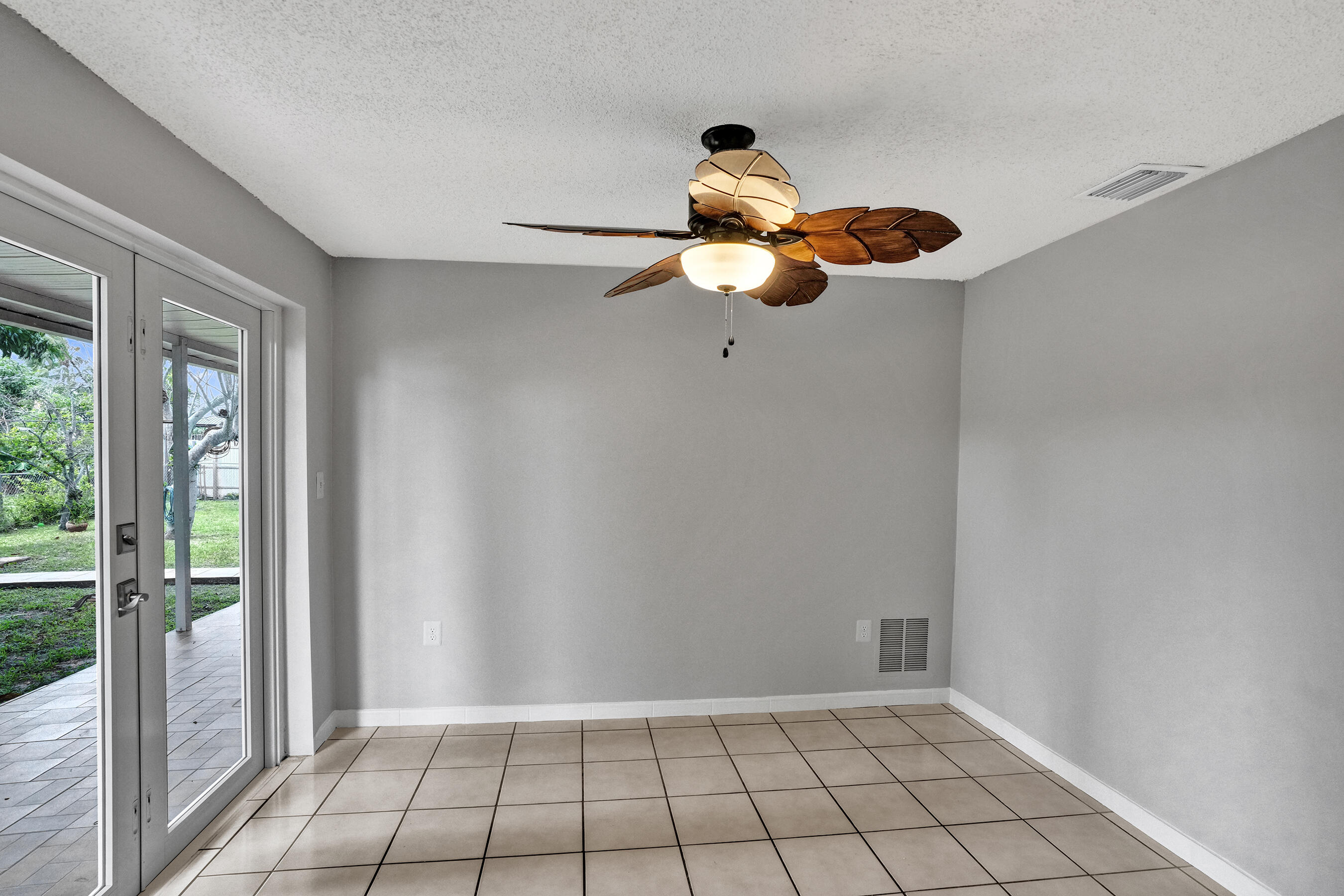 7200 West 14th Avenue Hialeah, FL 33014 - Photo 39 of 51 DSC01993