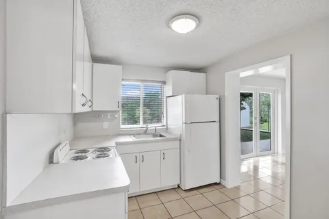 $650,000 | 7200 West 14th Avenue, Hialeah, FL 33014