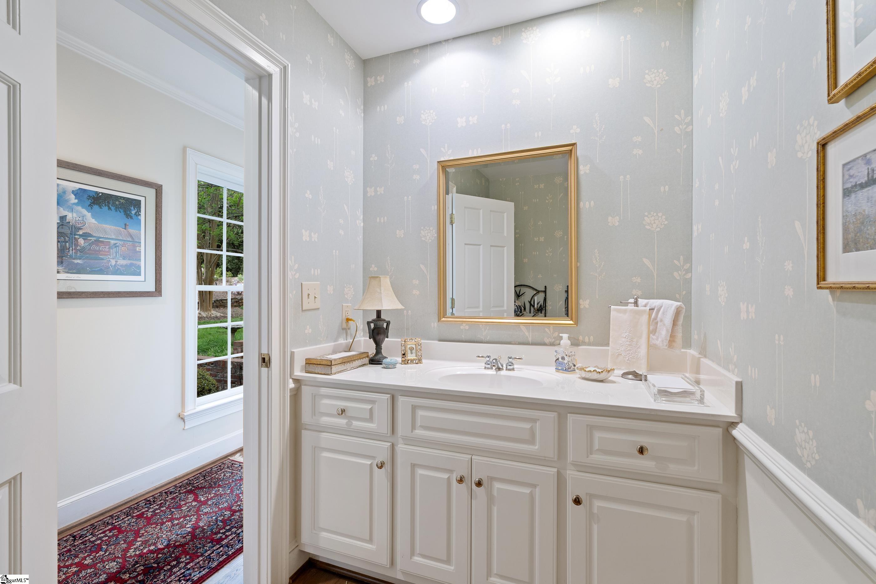 10 Parkins Lake Road Greenville, SC 29607 - Photo 13 of 35