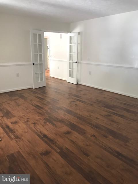 23258 Oak Drive California, MD 20619 - Photo 17 of 26 Living Room