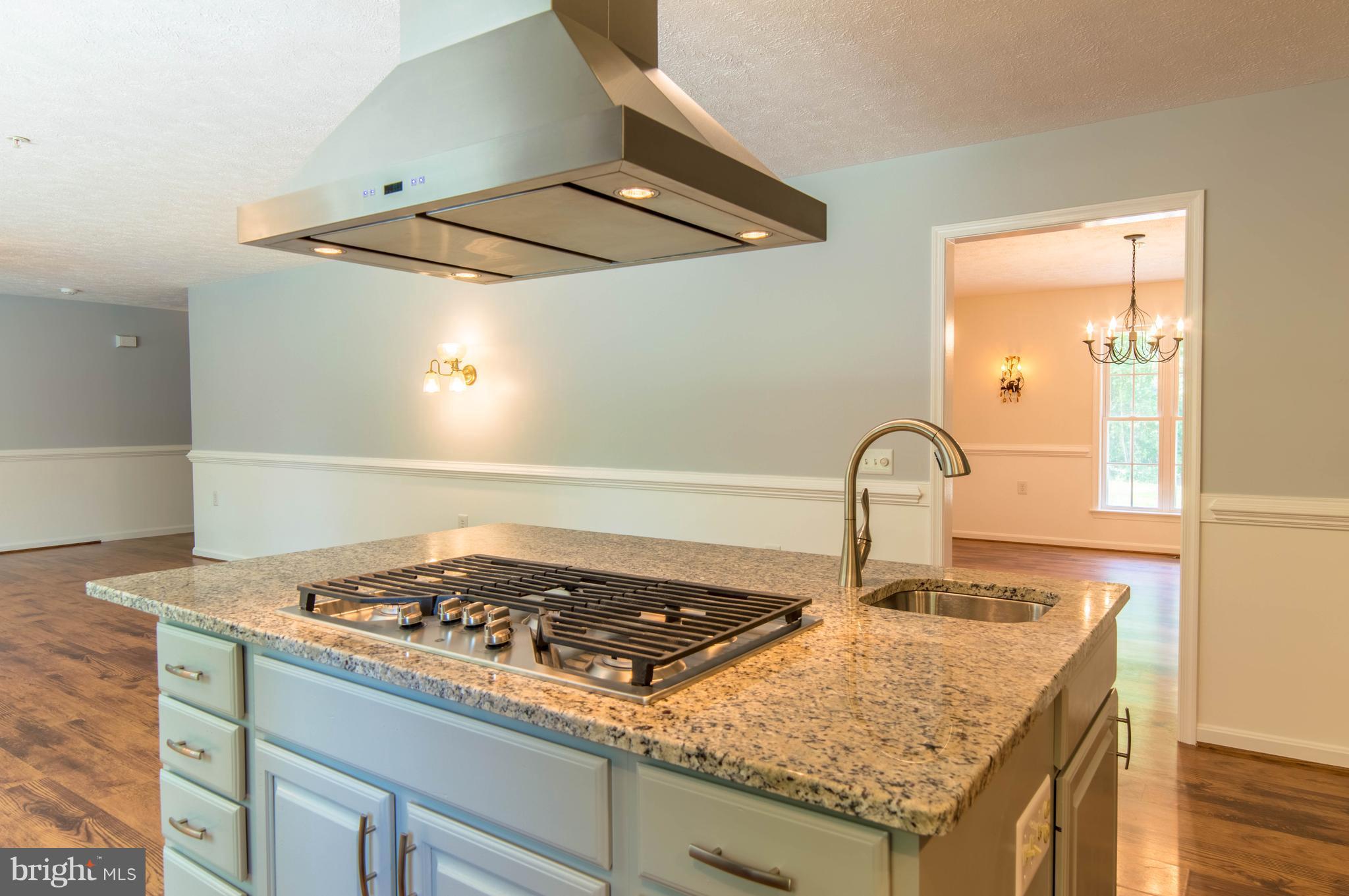 23258 Oak Drive California, MD 20619 - Photo 3 of 26 Kitchen