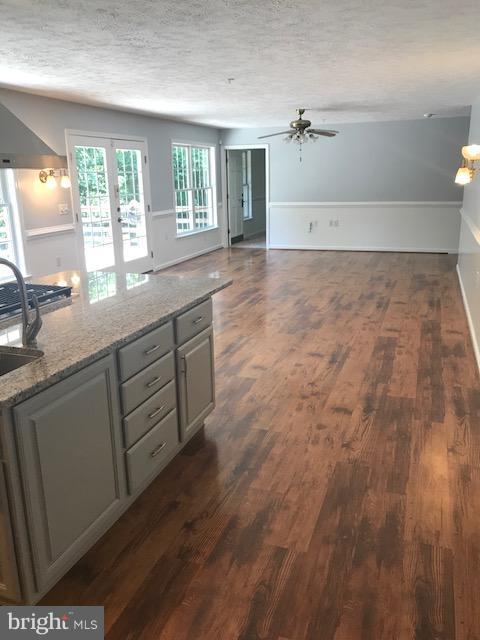 23258 Oak Drive California, MD 20619 - Photo 7 of 26 Interior (General)