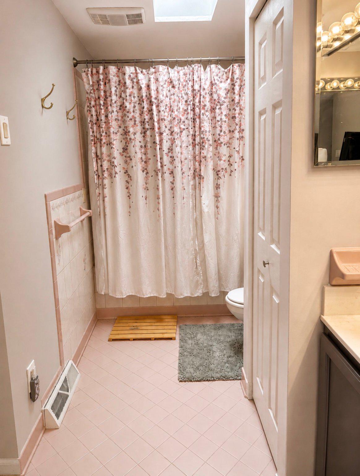 73 Ridge Run Road, Unit 37 North East, MD 21901 - Photo 13 of 22 Bathroom off primary suite