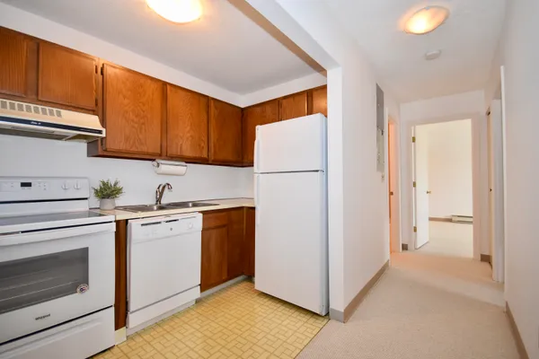 $299,000 | 800 Bearses Way, Unit 2ED, Hyannis, MA 02601