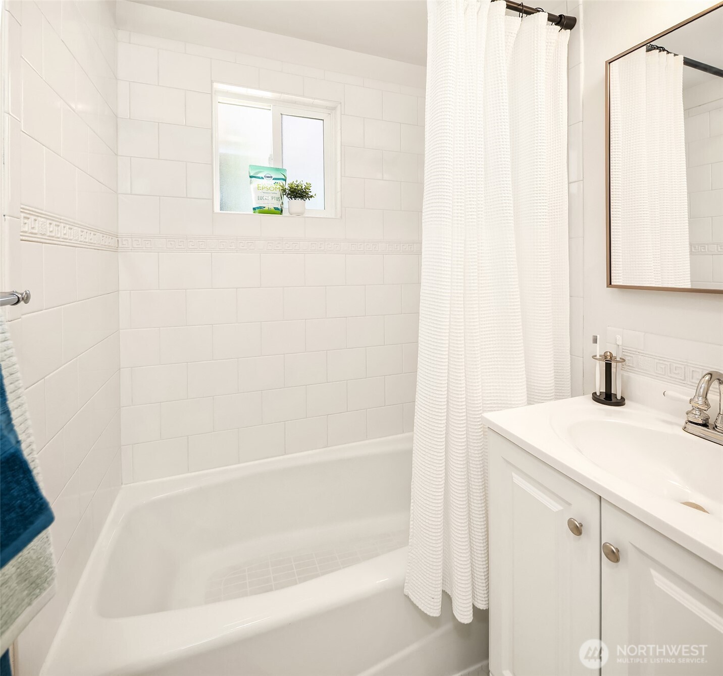 3202 Southwest Raymond Street Seattle, WA 98126 - Photo 12 of 22