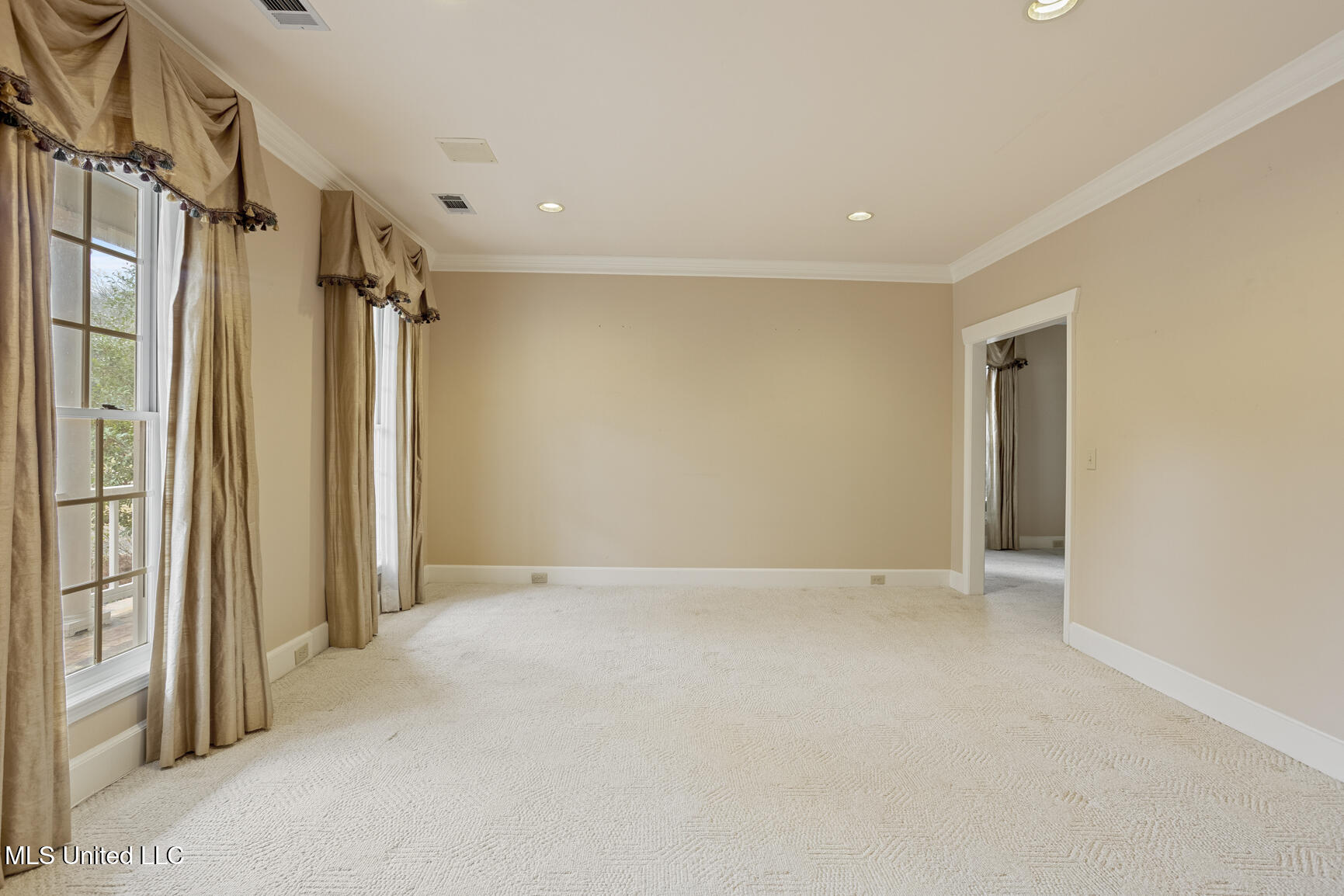 123 Sawbridge Drive Ridgeland, MS 39157 - Photo 7 of 33 123 Sawbridge int-2