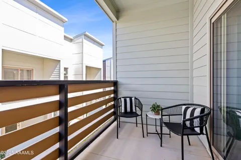 $750,000 | 101 Canvasback Drive, Youngsville, LA 70592