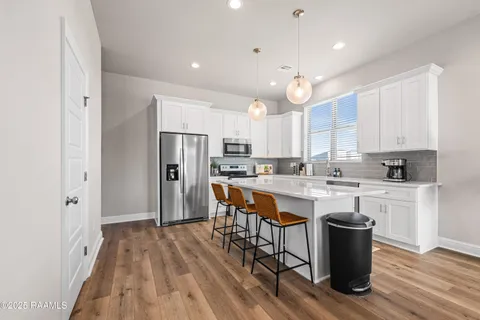 $750,000 | 101 Canvasback Drive, Youngsville, LA 70592