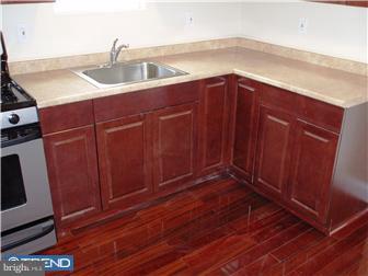 430 Woodcliffe Road Upper Darby, PA 19082 - Photo 8 of 12