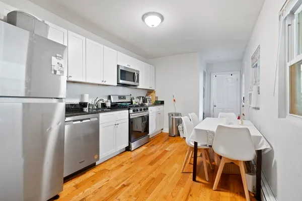 $4,300 | 442 West Fourth Street, Unit 1, Boston, MA 02127