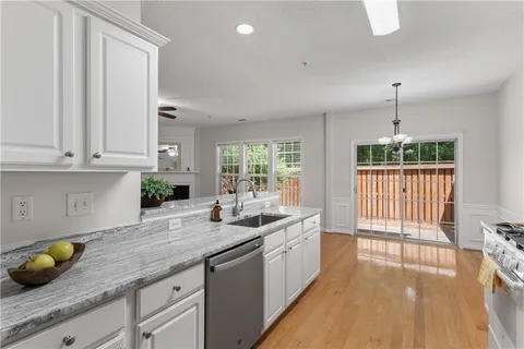 $345,000 | 184 Regent Place, Woodstock, GA 30188